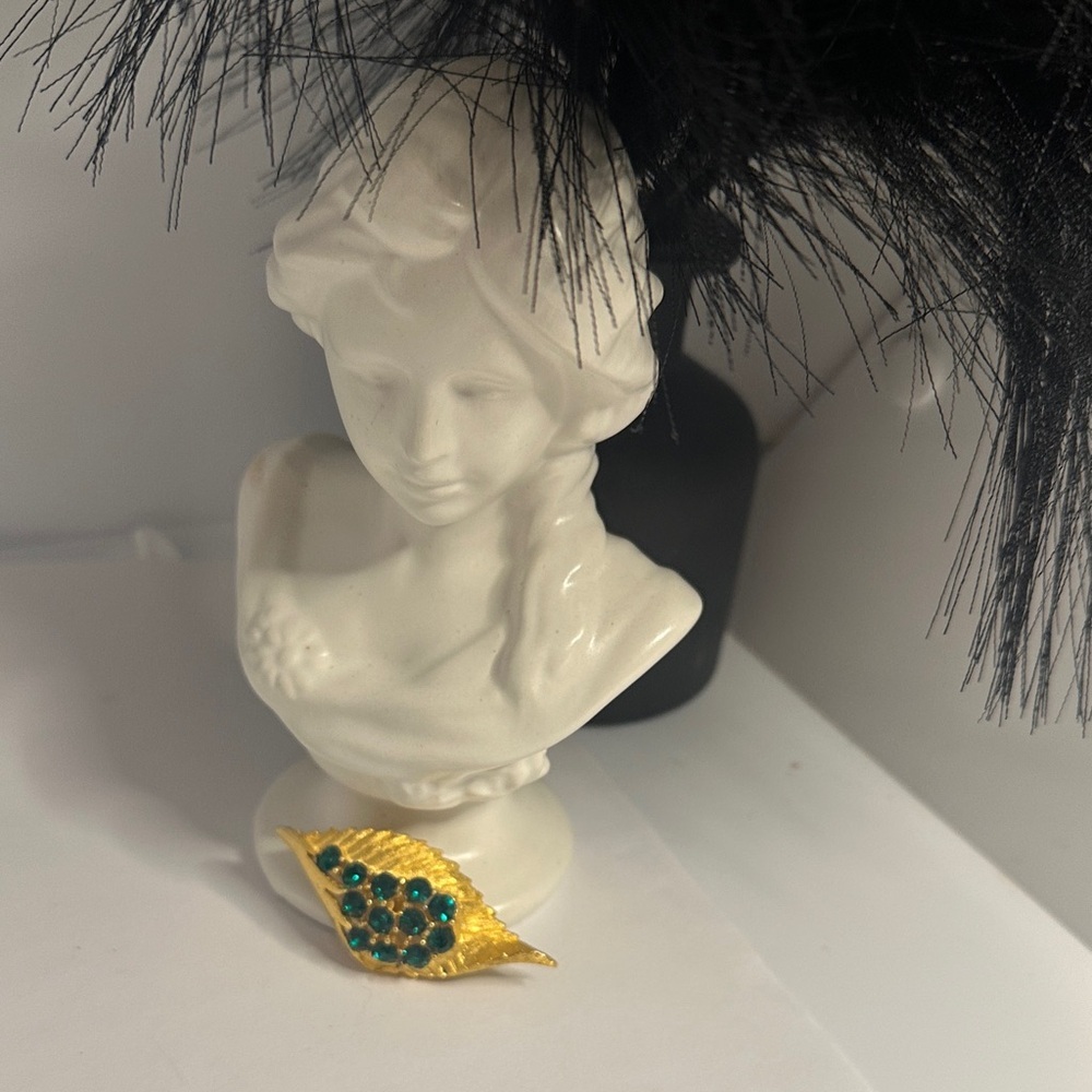 Gold and Green Leaf Brooch